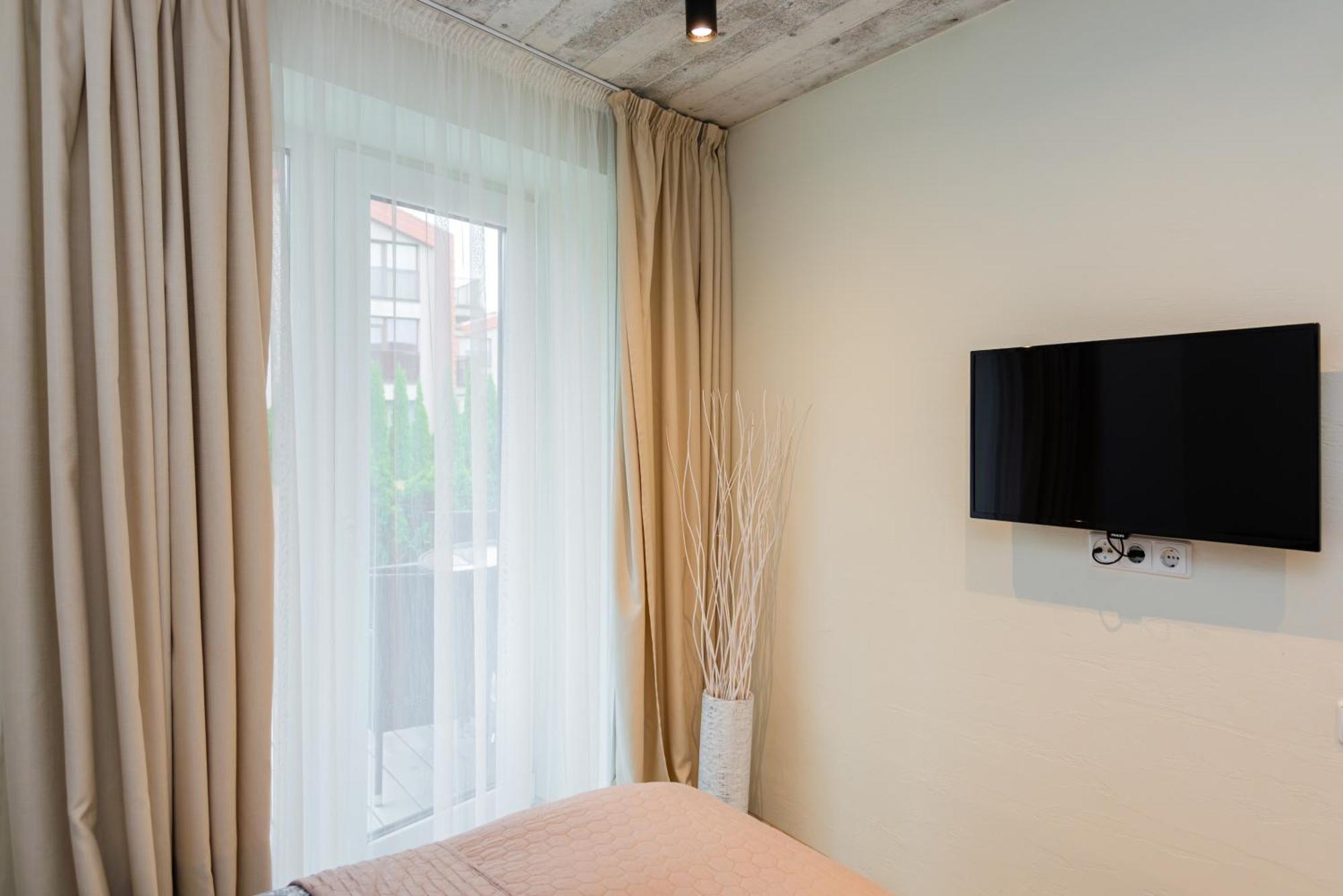 פלאנגה Zalia Kopa Apartamentai Salia Juros מראה חיצוני תמונה